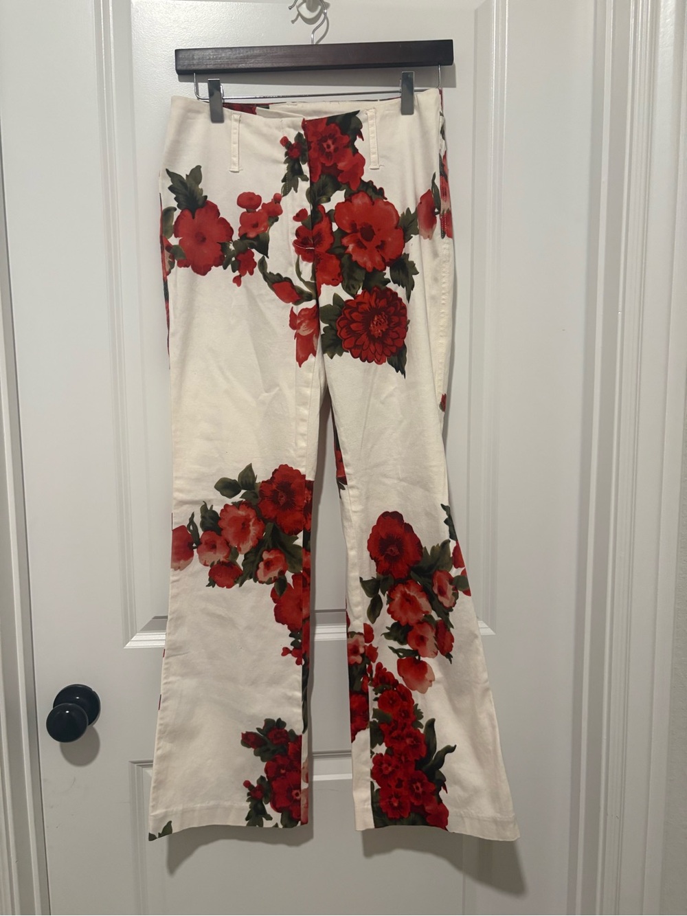 Newport News Cream Jeans with Red Floral Design